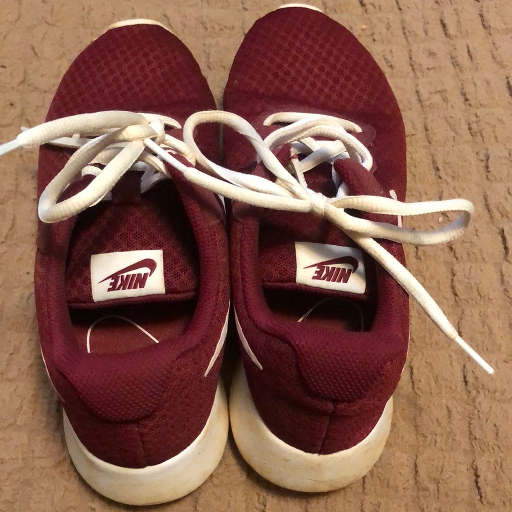 Nike Women's Athletic Shoes - Maroon and White